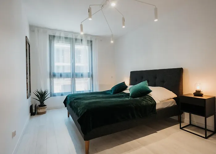 Arcade Old Town With Free Parking *