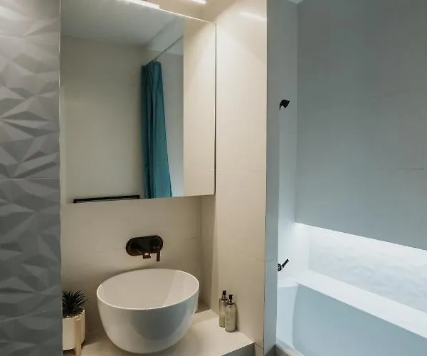 Arcade Old Town With Free Parking Апартаменты Краков