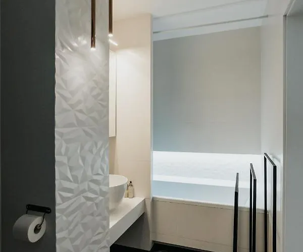 Arcade Old Town With Free Parking Апартаменты